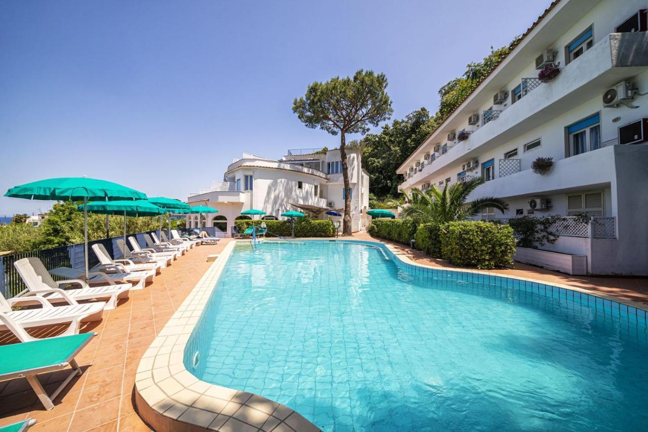Bristol Hotel Lacco Ameno  Exterior foto